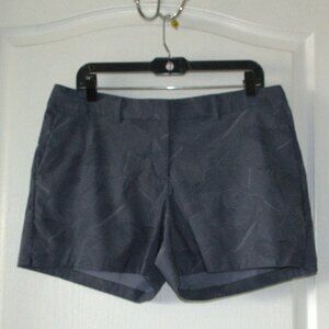 Nike Dri Fit Shorts Women's size 12 ( Large )Gray Print